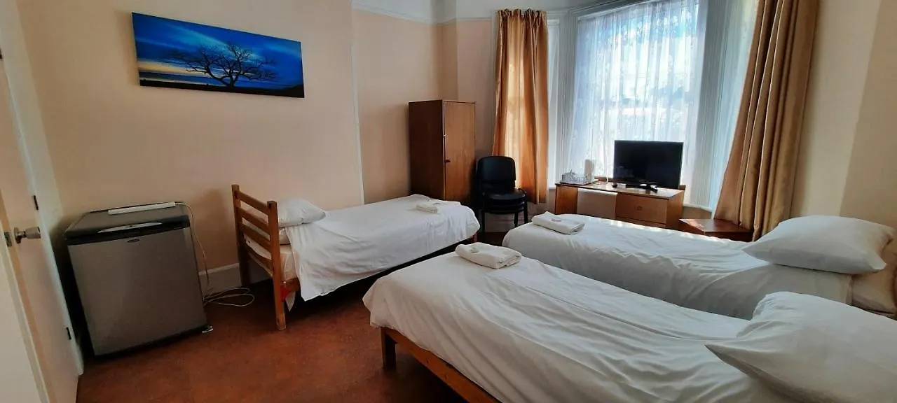 Dolphins Hotel Bournemouth Bed & Breakfast